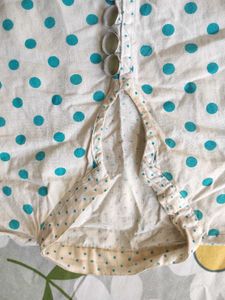 💙 Cute White &amp; Blue Polka Dot Kurti