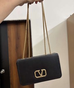 Chic Crossbody Bag