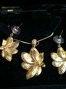 Floral Jewelry Set