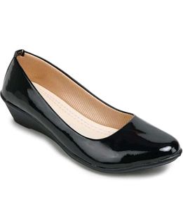 Women Black Bellies Sandal