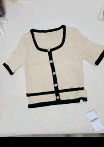 Buttoned Knit Pullover