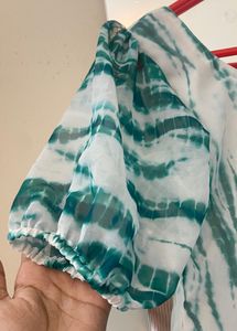 NEW KURTI - LAVENDERLABEL- NeverUsed- Tie &amp; Dye Georgette Green kurti With Ballon Sleeves