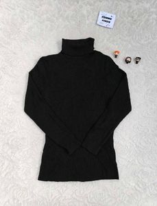 Uniqlo Classic Black Turtleneck Sweater