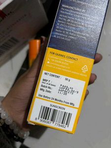 Aqualogica Glow+ Dewy Sunscreen