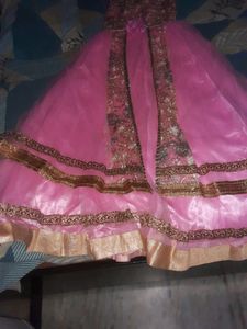 A Gown For 7 To 14 Years Girls
