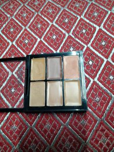 Insight Conceler Pallet