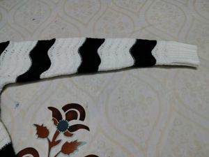 Black and white winter wear Top