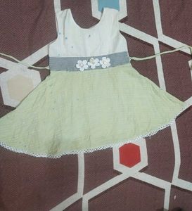 Cute Baby Dress..... Hurry Up Combo Of 5 Sets