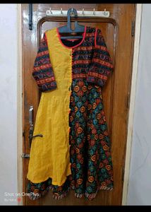 Combo Of 6 Mix Size Kurties