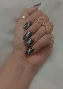 Cat Eye Nails