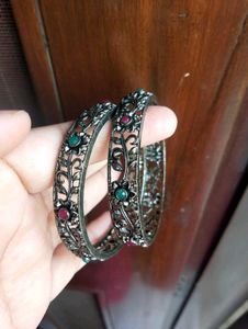 Oxidised silver stone studded Bangle Set