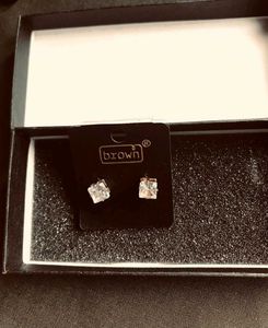 Diamond Stone Queen Earrings