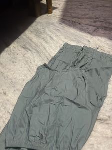 Grey Sleeveless Crop Top