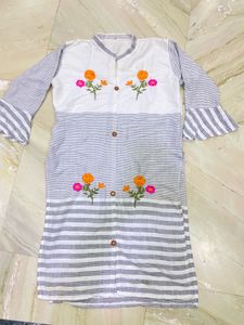 Floral Embroidered Striped Tunic