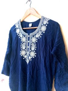Elegant Navy Blue Embroidered Kurta