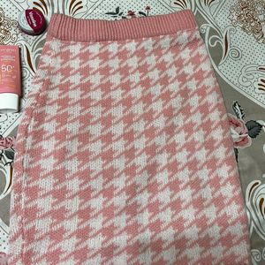 Adorable pink&amp;white Knit Skirt🩷🤍🤍🎀