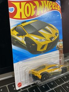 Lamborghini Huracan Sterrato 2025