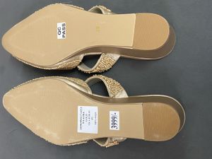 W Women&#39;s Nude Mule Wedges