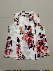 “Rare” Floral Prints Top