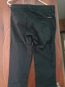 Men&#39;s Black Chinos Pant