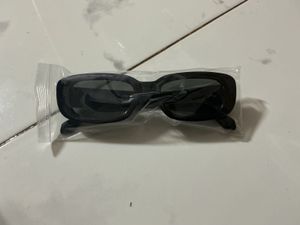 Black Rectangle Sunglasses