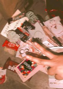 Customized Bouquet Of Accessories Makeup Skincare