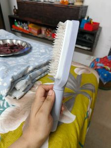 Detangling Hairdressing Self Cleaning Brush/Comb