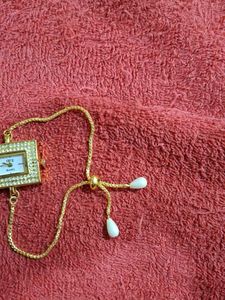 Elegant Gold Bracelet Watch
