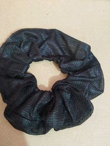 Black Textured Scrunchie