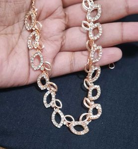 Sparkling Necklace &amp; Earring Set
