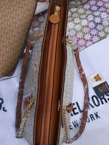 Mk Tote Bag for cod u need to pay advance