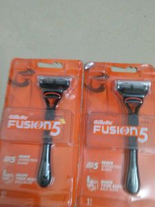 Gillette Fusion5 Razors (2-Pack)