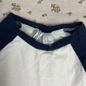 Cute H&amp;M Two-Tone Crop Top