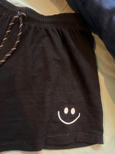 Woman Casual Fit Shorts ♥️