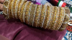 Bangles Set With Golden Kade