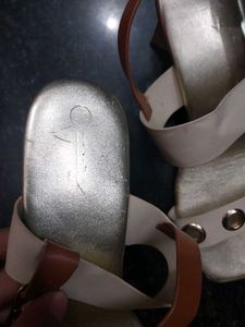 Zudio Block Heel