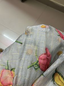 flowers print off silver saree with blouse