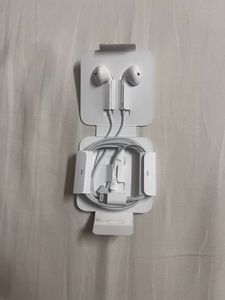 Apple wired Earphones
