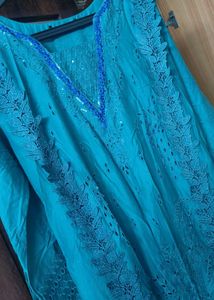 Zahra Rubab og pakistani suit