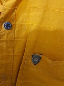 Men&#39;s Casual Shirt