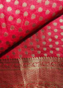 😍Elegant Red &amp; Gold Saree