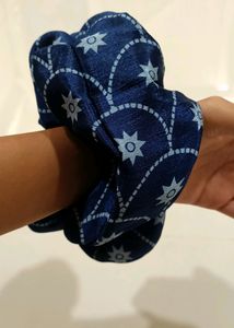Blue Design Scrunchie (1PC)