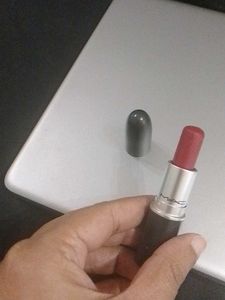 Ruby woo Mac Lipstick