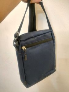 American Tourister Rexton Sling travel Bag