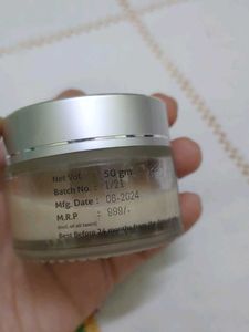 Onesta Korean moisturising gel cream