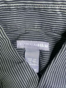 H&amp;M Striped Button-Down Shirt