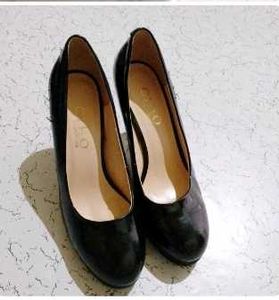 Black Heels - Classic Style