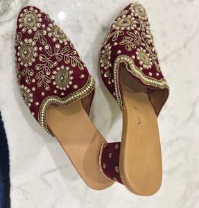 Pakistani Velvety Kurta Set Mall