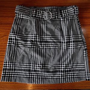 H&amp;M Black N White Skirt