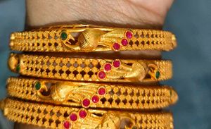Gold-toned Bangle Set